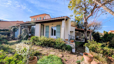 Villa - 90 m² - 4 pièces