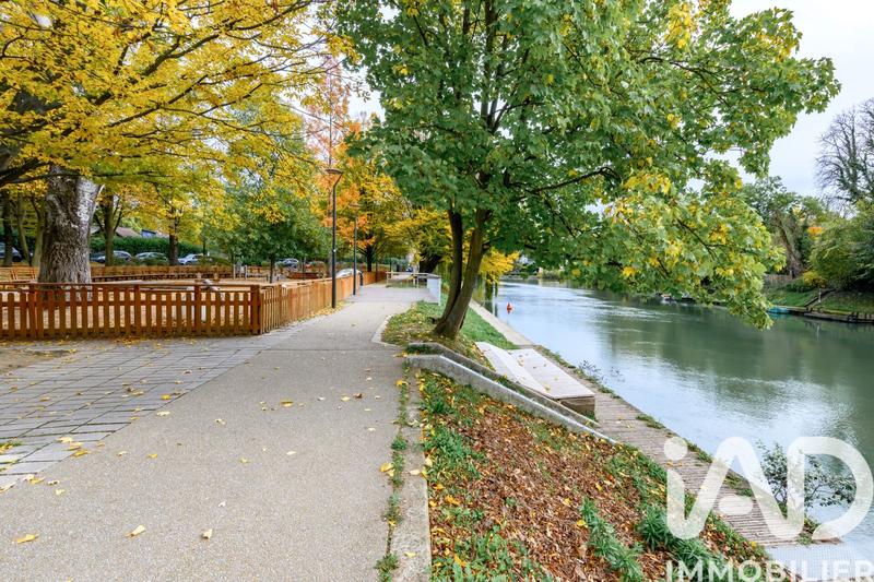 Appartement - 104 m² - 4 pièces