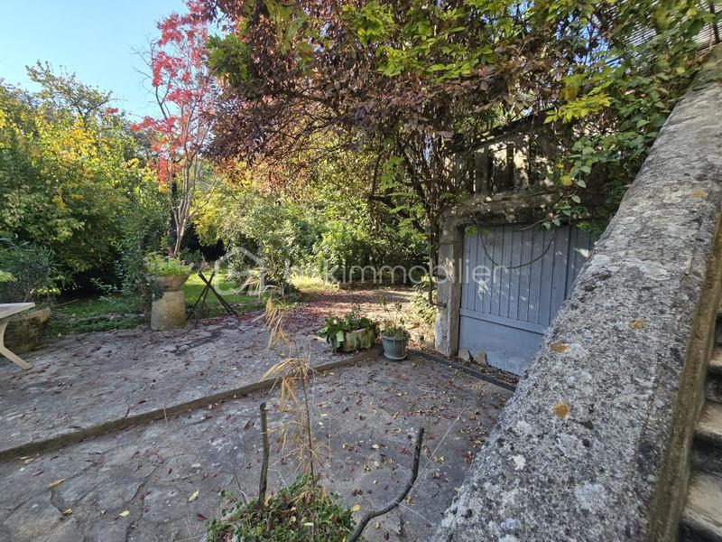 Immeuble - 254 m² - 13 pièces