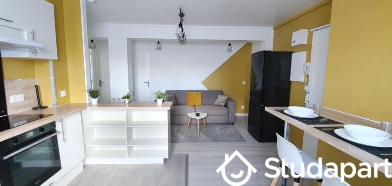 Chambre - 12 m² - 1 pièce