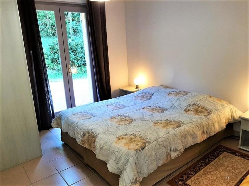 Maison - 300 m² - 10 pièces