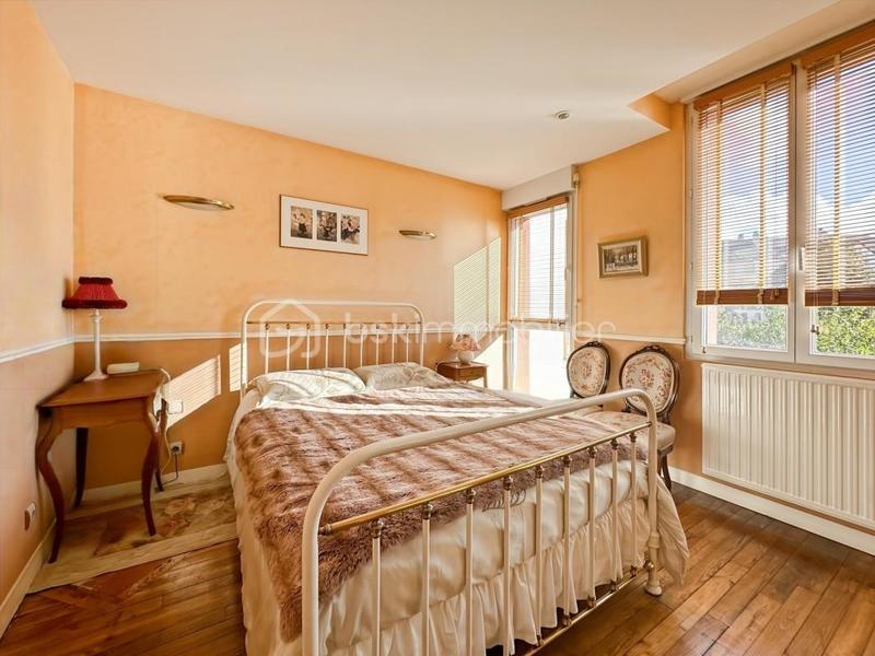 Maison de ville - 70 m² - 4 pièces