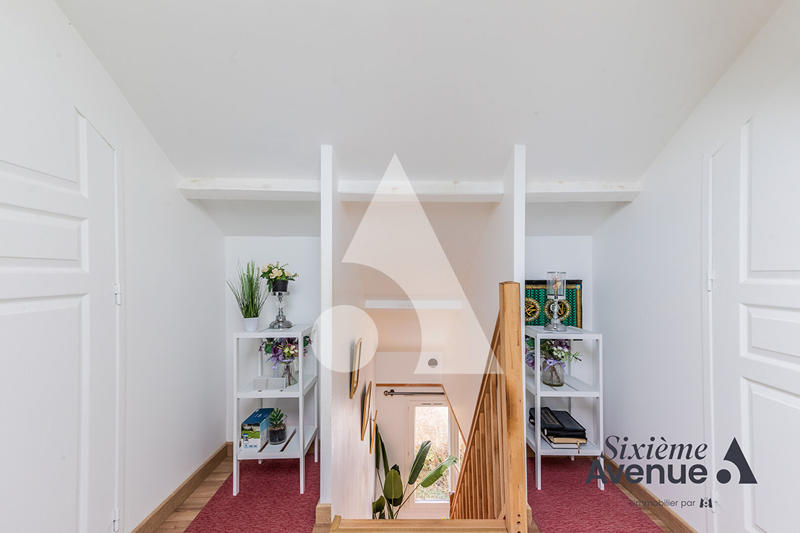 Maison - 96 m² - 5 pièces