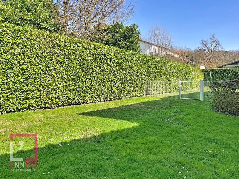 Maison - 217 m² - 7 pièces