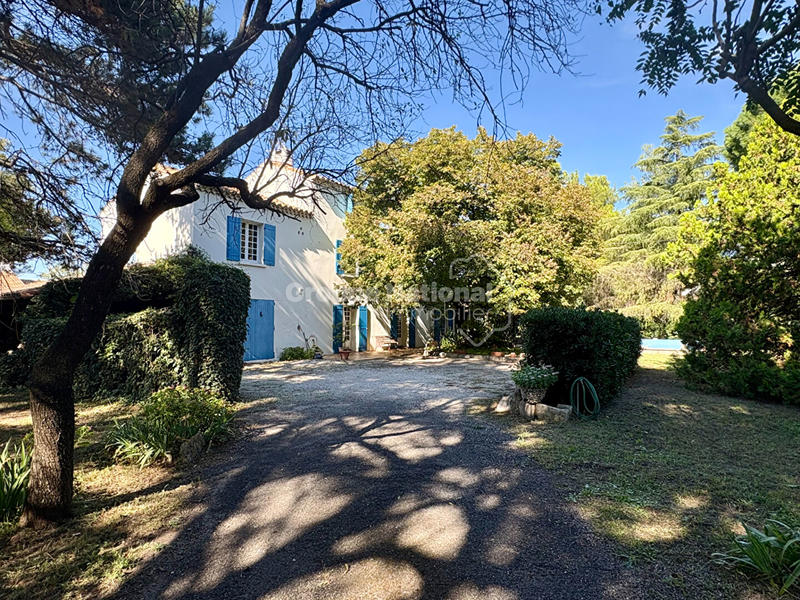 Mas - 171 m² - 9 pièces