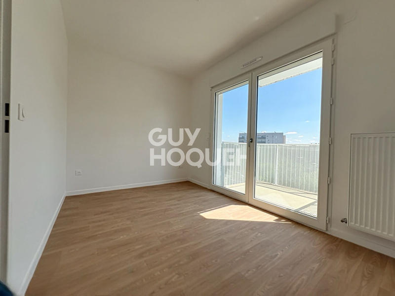 Appartement - 102 m² - 5 pièces
