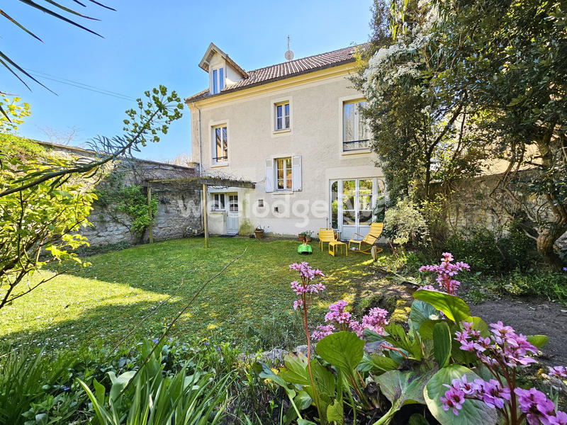 Maison - 154 m² - 7 pièces