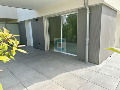 Appartement - 90 m² - 4 pièces