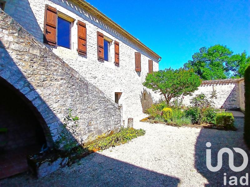 Maison - 165 m² - 7 pièces