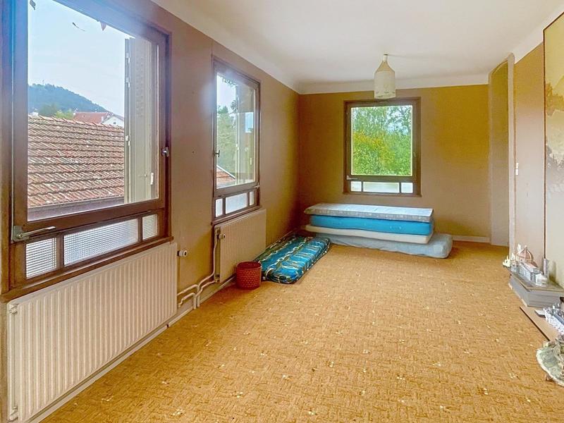 Maison - 329 m² - 11 pièces