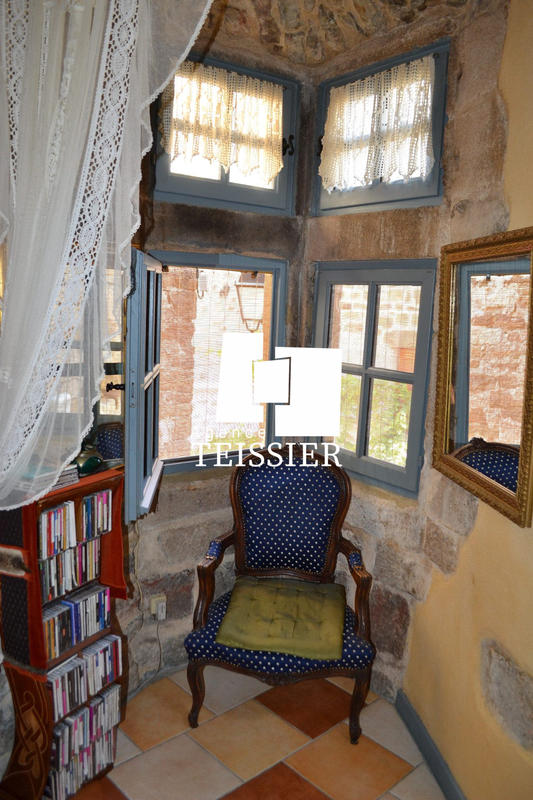 Maison - 104 m² - 6 pièces