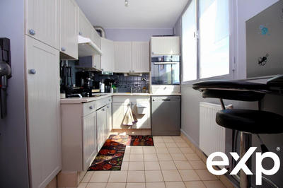 Appartement - 97 m² - 6 pièces