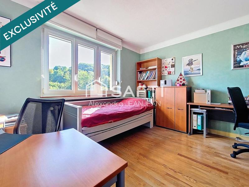 Maison - 122 m² - 5 pièces