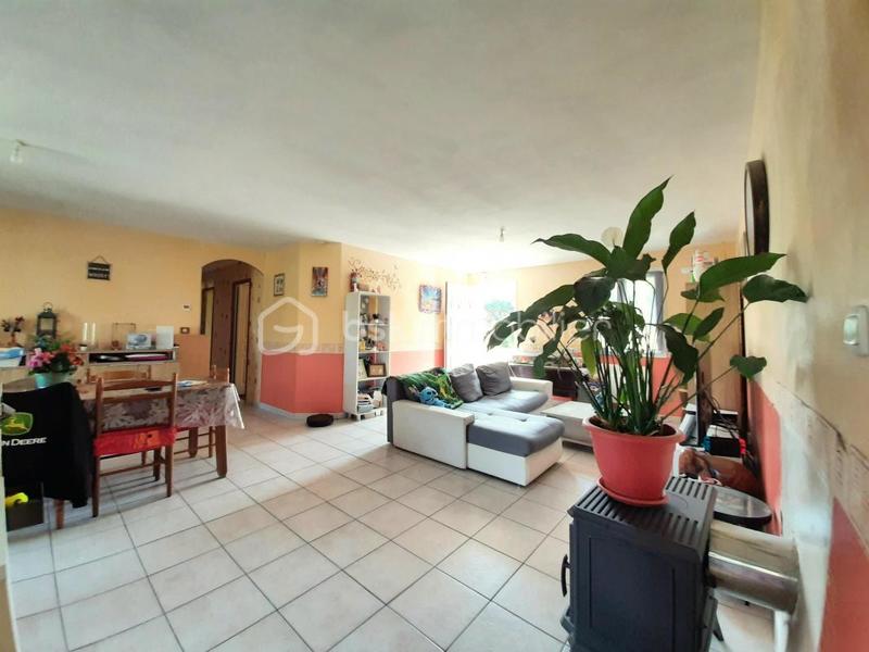 Pavillon - 92 m² - 5 pièces