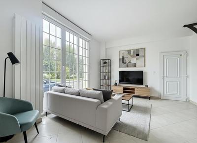 Appartement ancien - 85 m² - 3 pièces