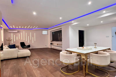 Appartement - 157 m² - 5 pièces