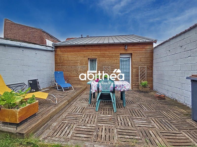 Maison - 220 m² - 7 pièces