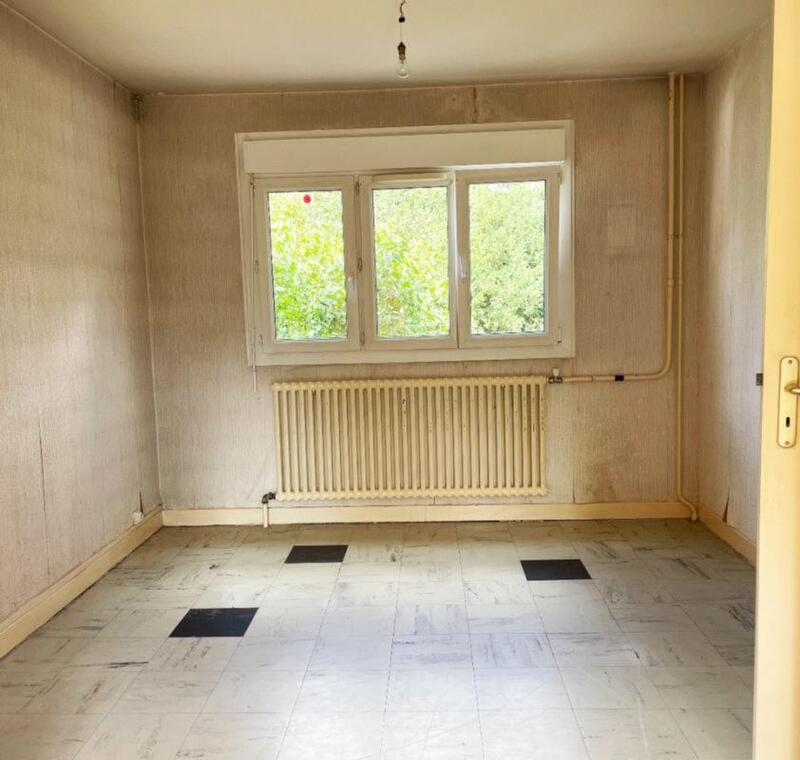 Maison - 99 m² - 6 pièces