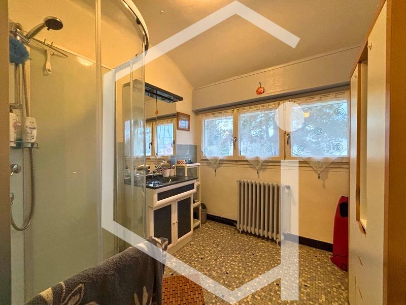 Maison - 159 m² - 6 pièces