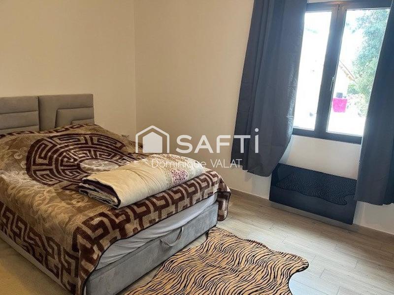 Maison - 120 m² - 4 pièces