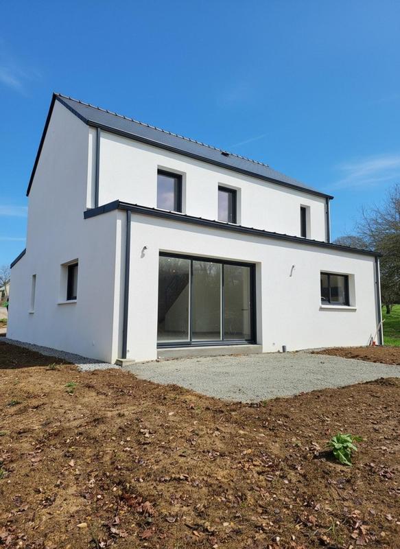 Maison - 121 m² - 5 pièces