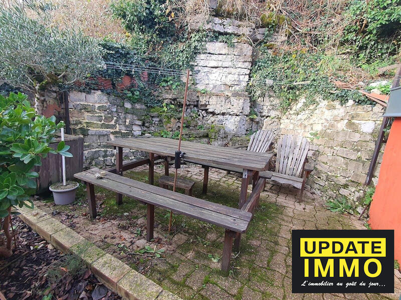 Appartement - 210 m² - 6 pièces