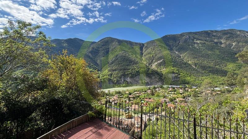 Maison ancienne - 103 m² - 5 pièces