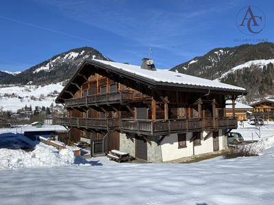 Appartement - 83 m² - 5 pièces