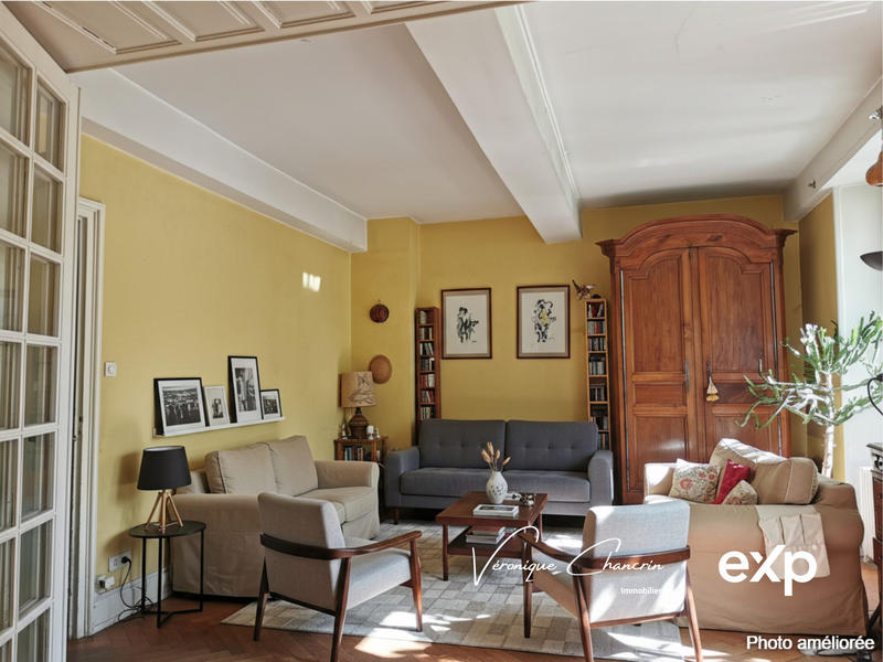 Maison - 198 m² - 7 pièces