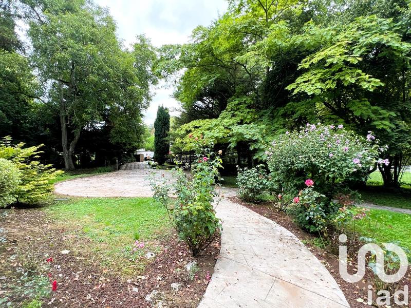 Maison de maîtres - 272 m² - 7 pièces