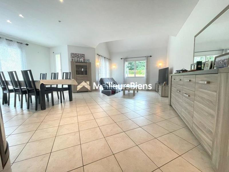 Maison - 193 m² - 7 pièces