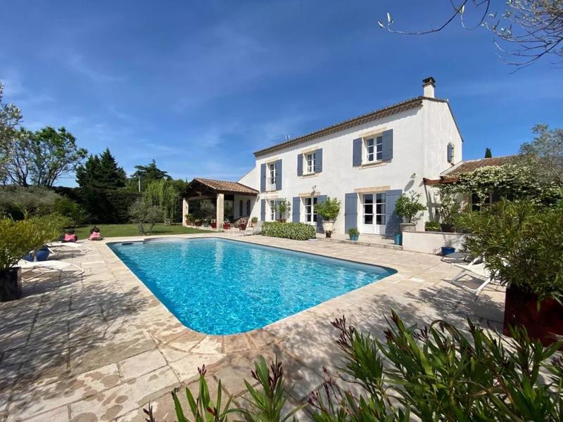 Propriété - 198 m² - 7 pièces