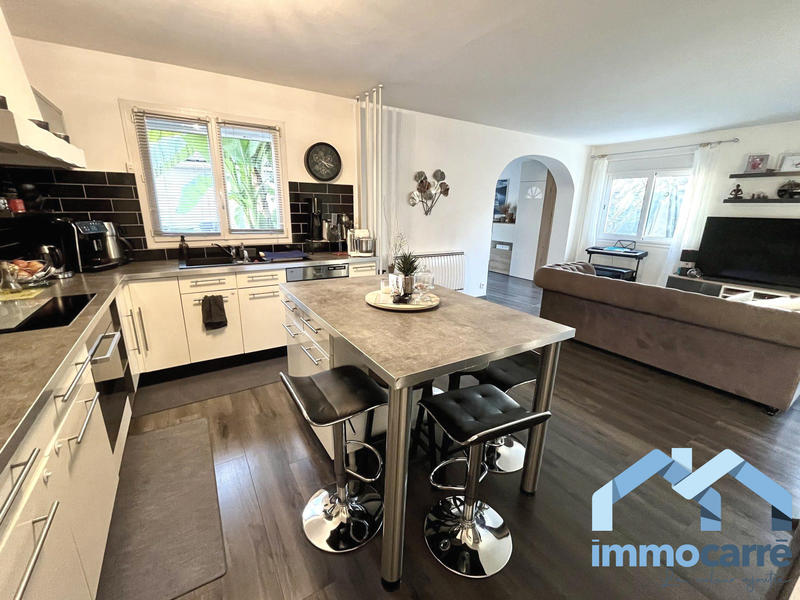 Maison - 105 m² - 5 pièces