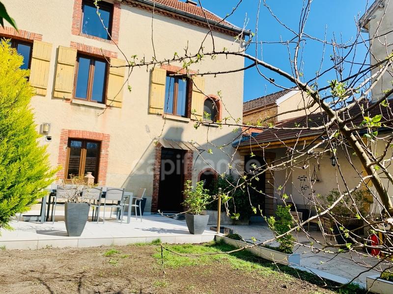 Maison - 176 m² - 6 pièces