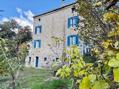 Maison - 114 m² - 5 pièces