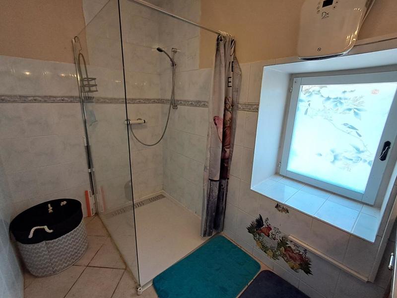 Maison - 155 m² - 9 pièces