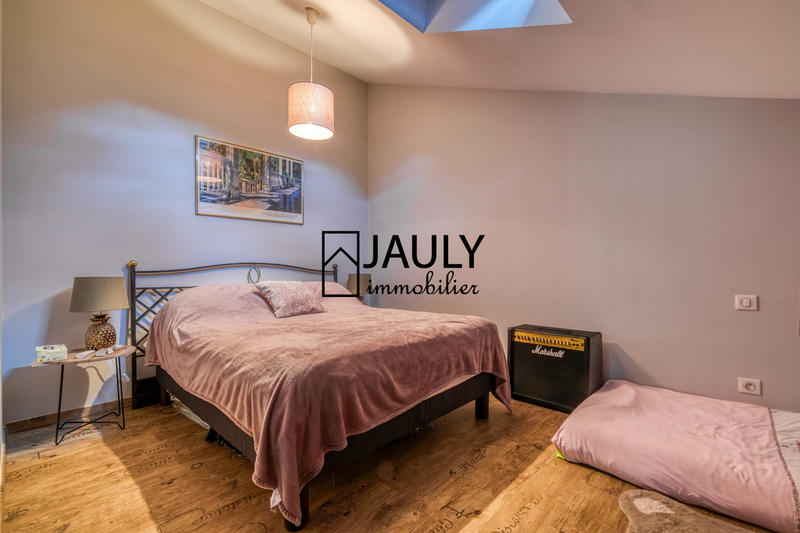 Maison contemporaine - 328 m² - 8 pièces