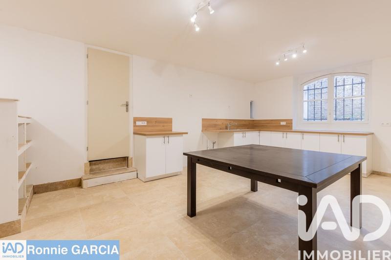 Maison - 210 m² - 8 pièces