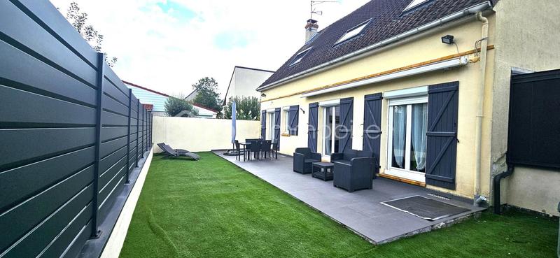 Maison - 153 m² - 7 pièces