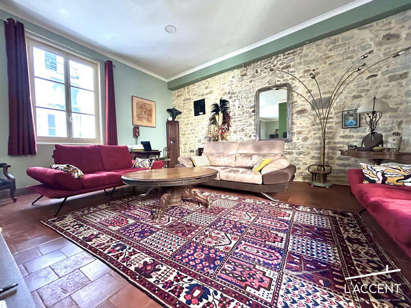 Appartement - 137 m² - 4 pièces