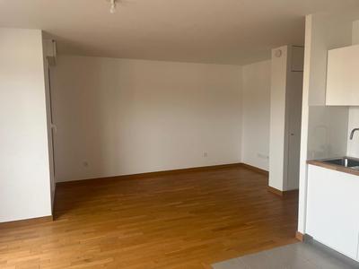 Studio - 38 m² - 1 pièce