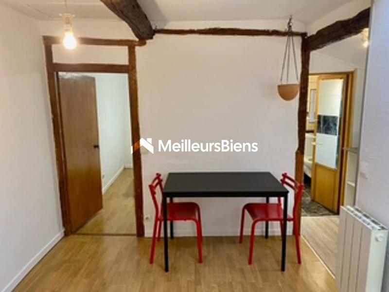Appartement ancien - 44 m² - 3 pièces
