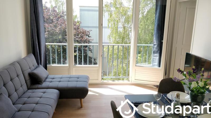 Chambre - 10 m² - 1 pièce