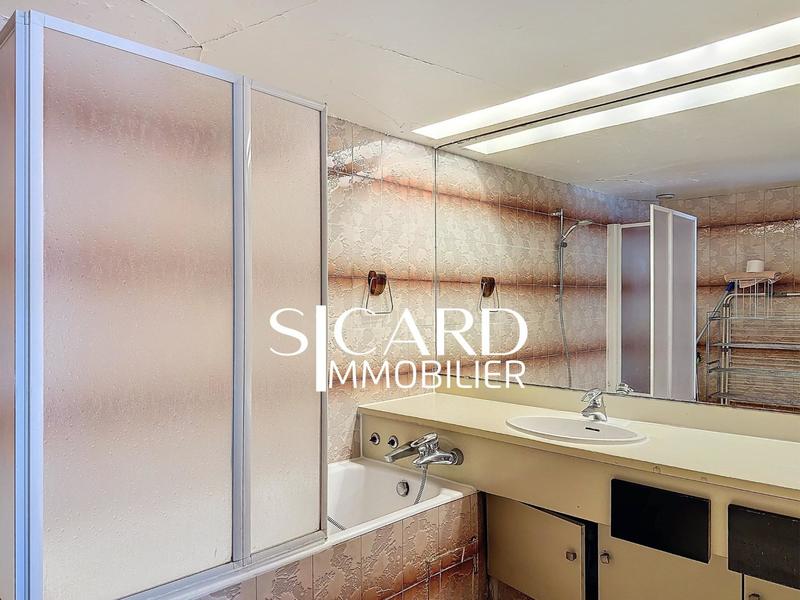 Appartement - 95 m² - 4 pièces