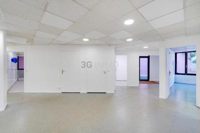 Local commercial - 303 m² - 10 pièces