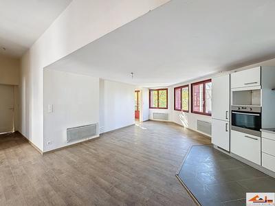 Appartement - 103 m² - 3 pièces