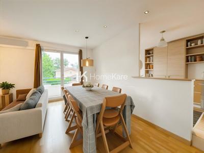 Appartement - 90 m² - 4 pièces