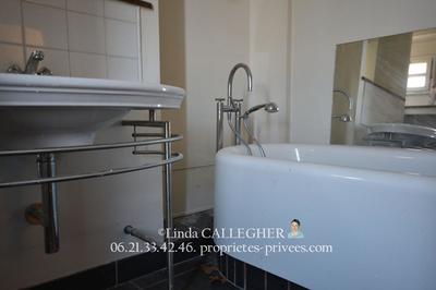 Demeure - 279 m² - 9 pièces