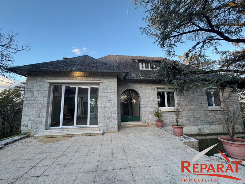 Maison - 135 m² - 4 pièces