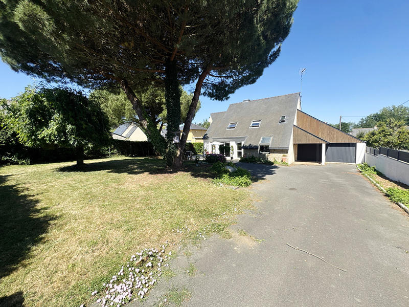 Maison - 171 m² - 7 pièces